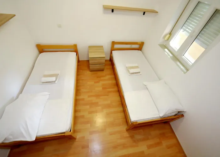 Apartman Naomi