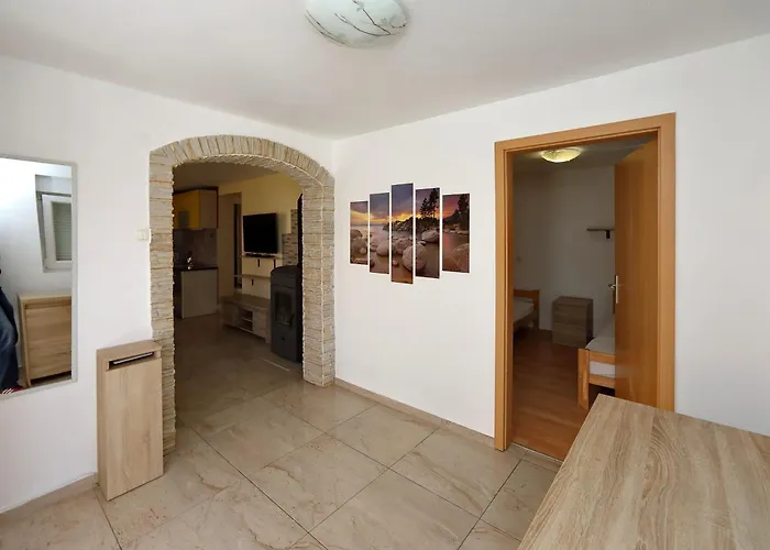 Apartman Naomi
